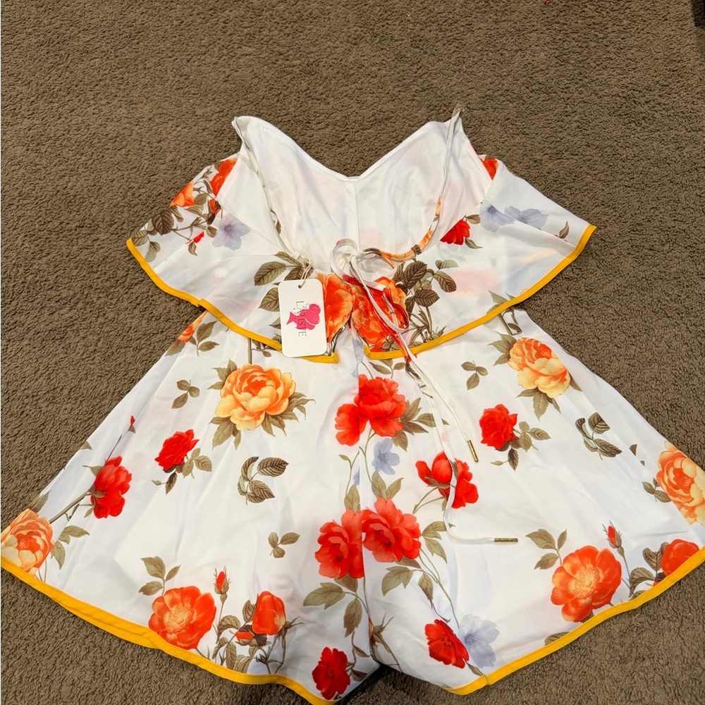 L'ATISTE Floral Romper with Red and Yellow Accents - Picture 3 of 5